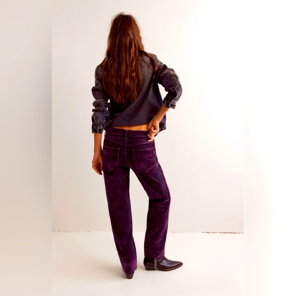 NWT We The Free First Class Relaxed
Flock Jeans! - Picture 2 of 6